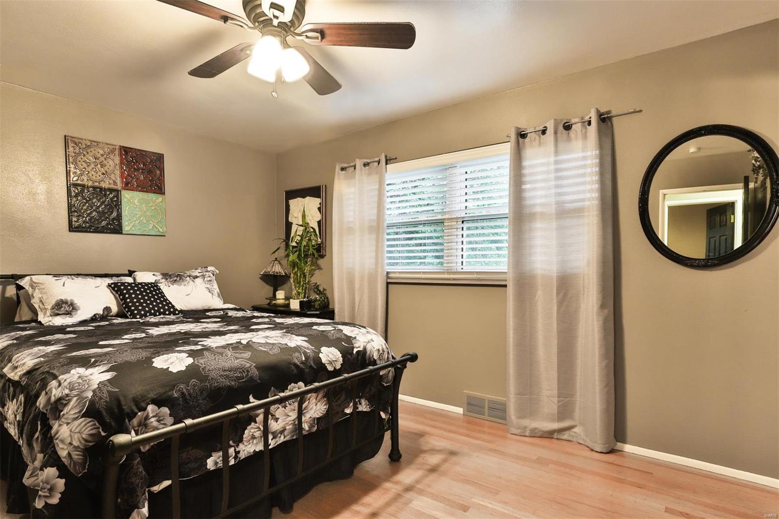 1000 Buckley Road St. Louis, MO 63125 - Photo 27 of 44 Gallery Image 27