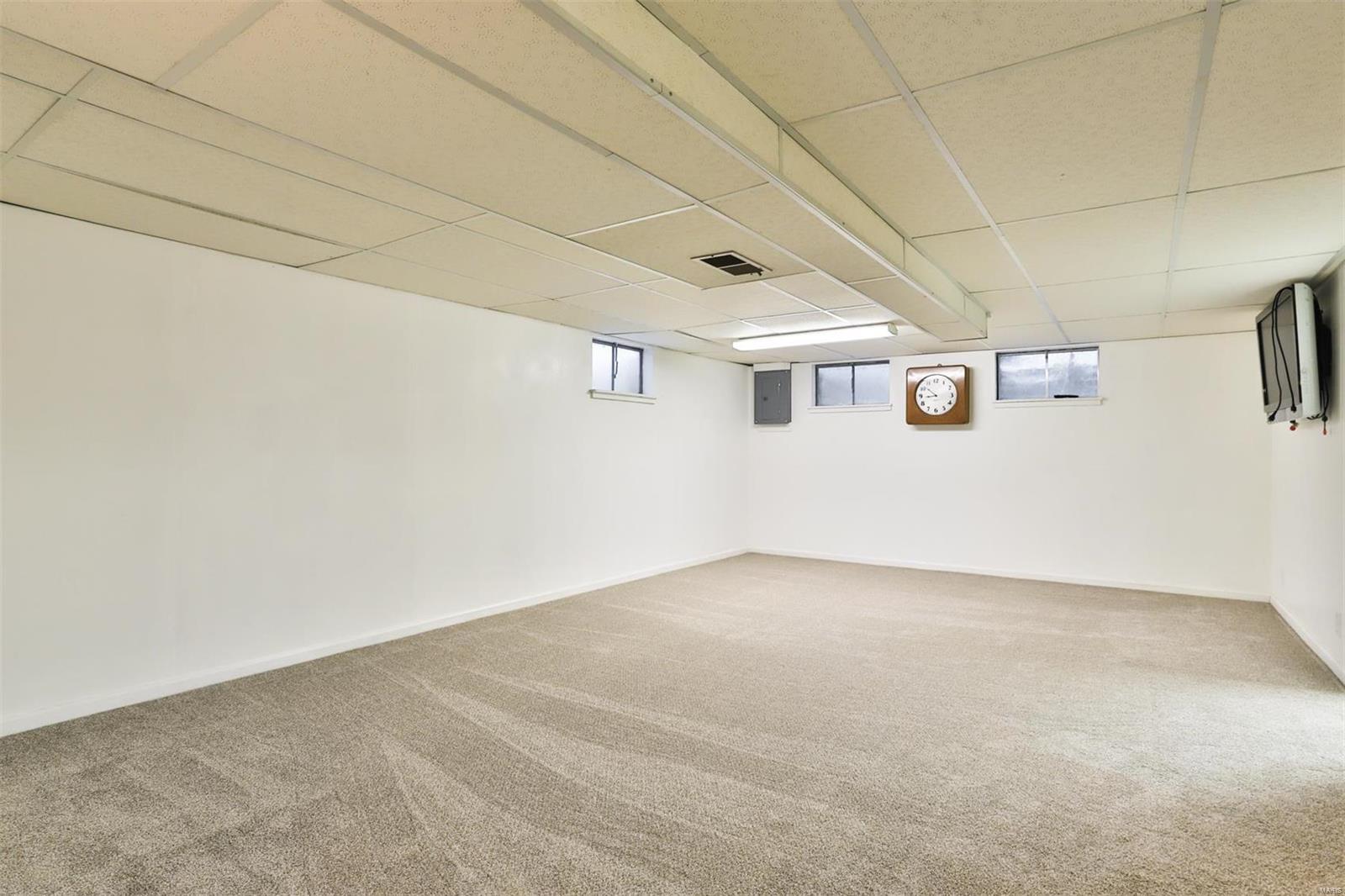 1000 Buckley Road St. Louis, MO 63125 - Photo 32 of 44 Gallery Image 32