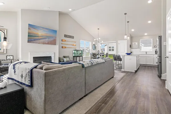 $450,000 | 1137 Meadow Lane, Waconia, MN 55387