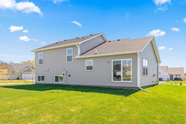 $450,000 | 1137 Meadow Lane, Waconia, MN 55387