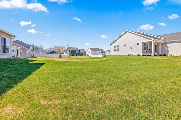 $450,000 | 1137 Meadow Lane, Waconia, MN 55387