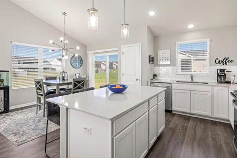 $450,000 | 1137 Meadow Lane, Waconia, MN 55387