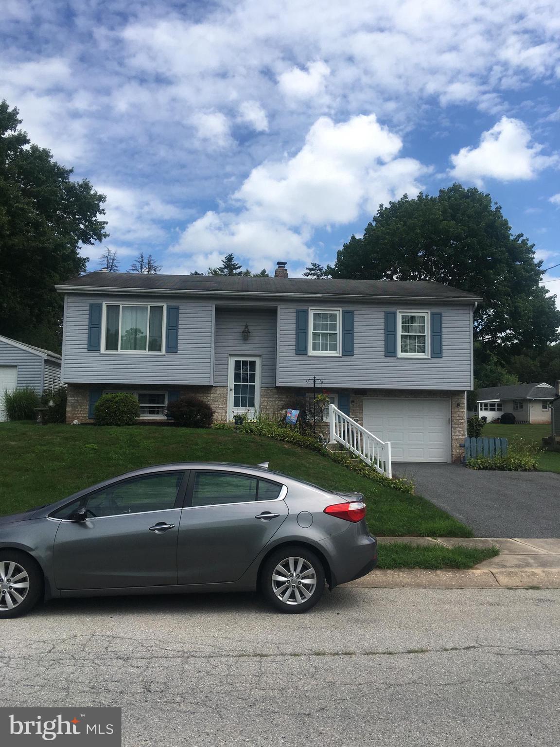 2570 Log Cabin Road York, PA 17408 - Photo 2 of 2