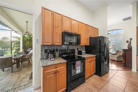 $712,499 | 1426 Southeast 32nd Street, Cape Coral, FL 33904