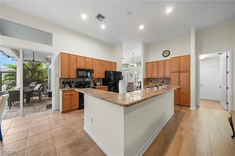 $712,499 | 1426 Southeast 32nd Street, Cape Coral, FL 33904