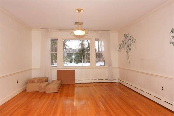 16 Oldham Road Arlington, MA 02474 - Photo 4 of 9