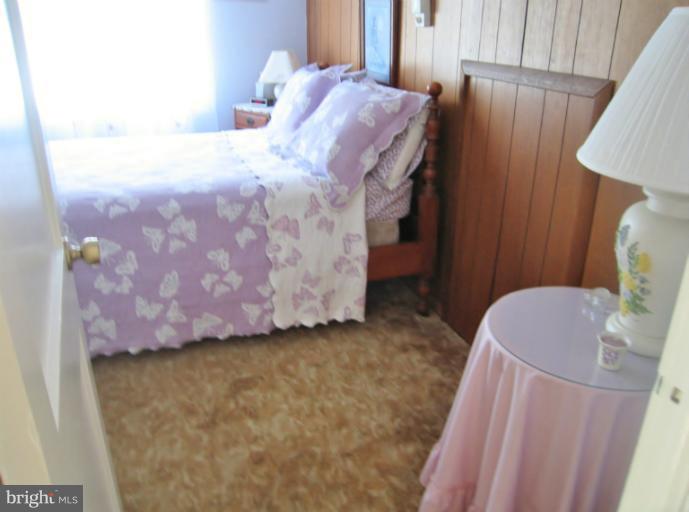 729 Templecliff Road Pikesville, MD 21208 - Photo 17 of 30 Bedroom