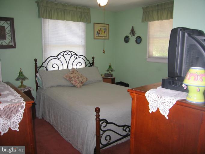 729 Templecliff Road Pikesville, MD 21208 - Photo 18 of 30 Bedroom (Master)