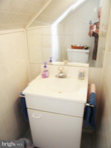 729 Templecliff Road Pikesville, MD 21208 - Photo 3 of 30 Bath