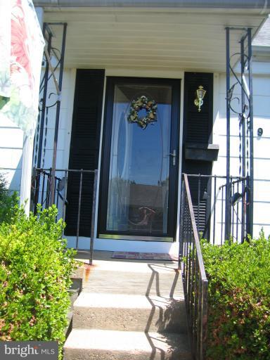 729 Templecliff Road Pikesville, MD 21208 - Photo 6 of 30 Exterior (Front)