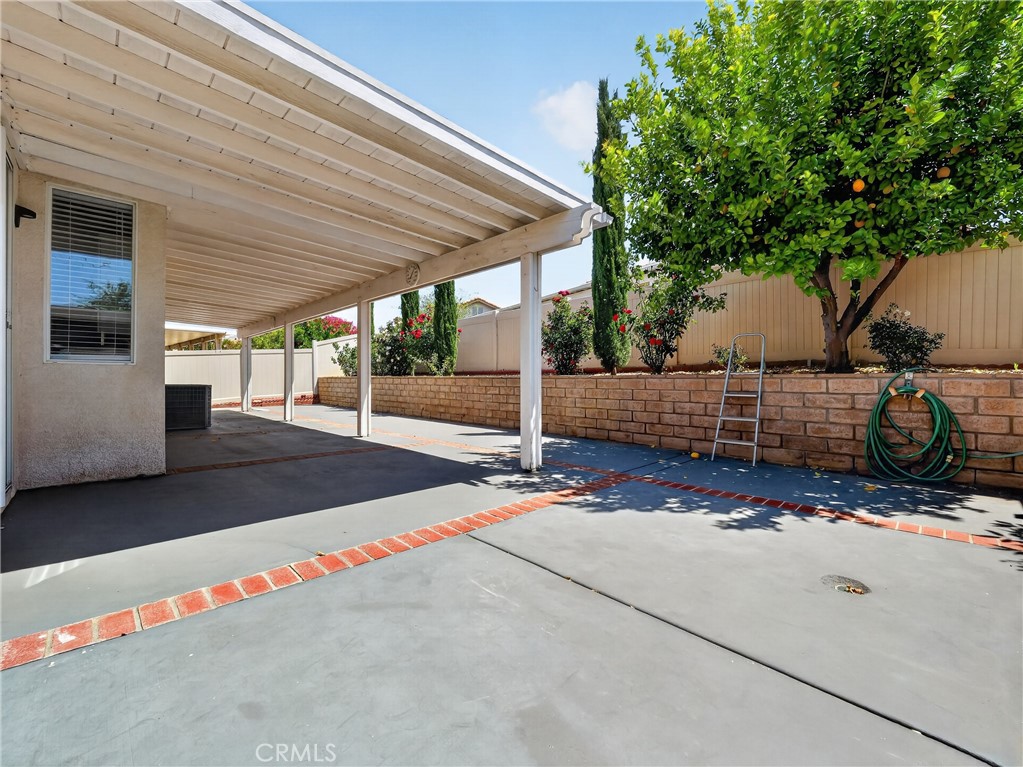 1436 Riviera Avenue Banning, CA 92220 - Photo 40 of 43