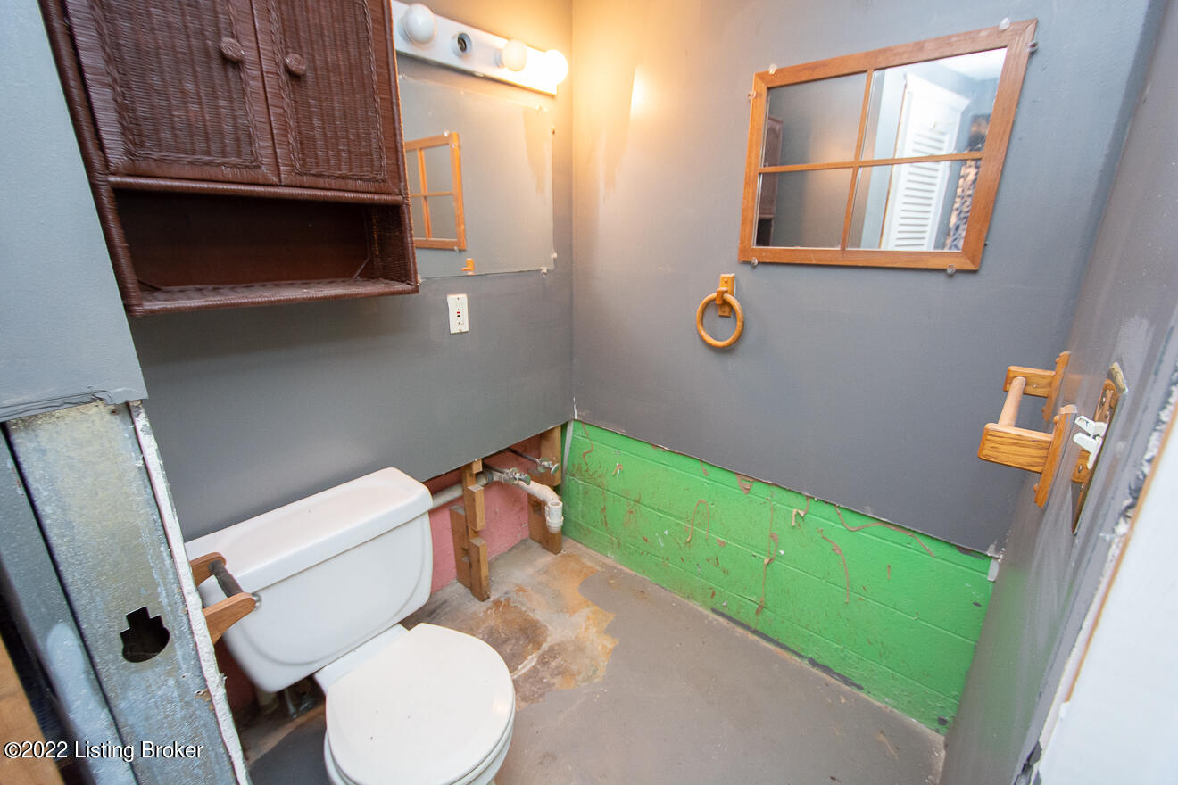 2311 Janlyn Road Louisville, KY 40299 - Photo 28 of 36 Lower Level