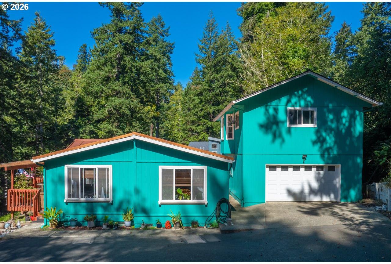 2220 North Lake Road Lakeside, OR 97449 - Photo 1 of 45 Gallery Image 1
