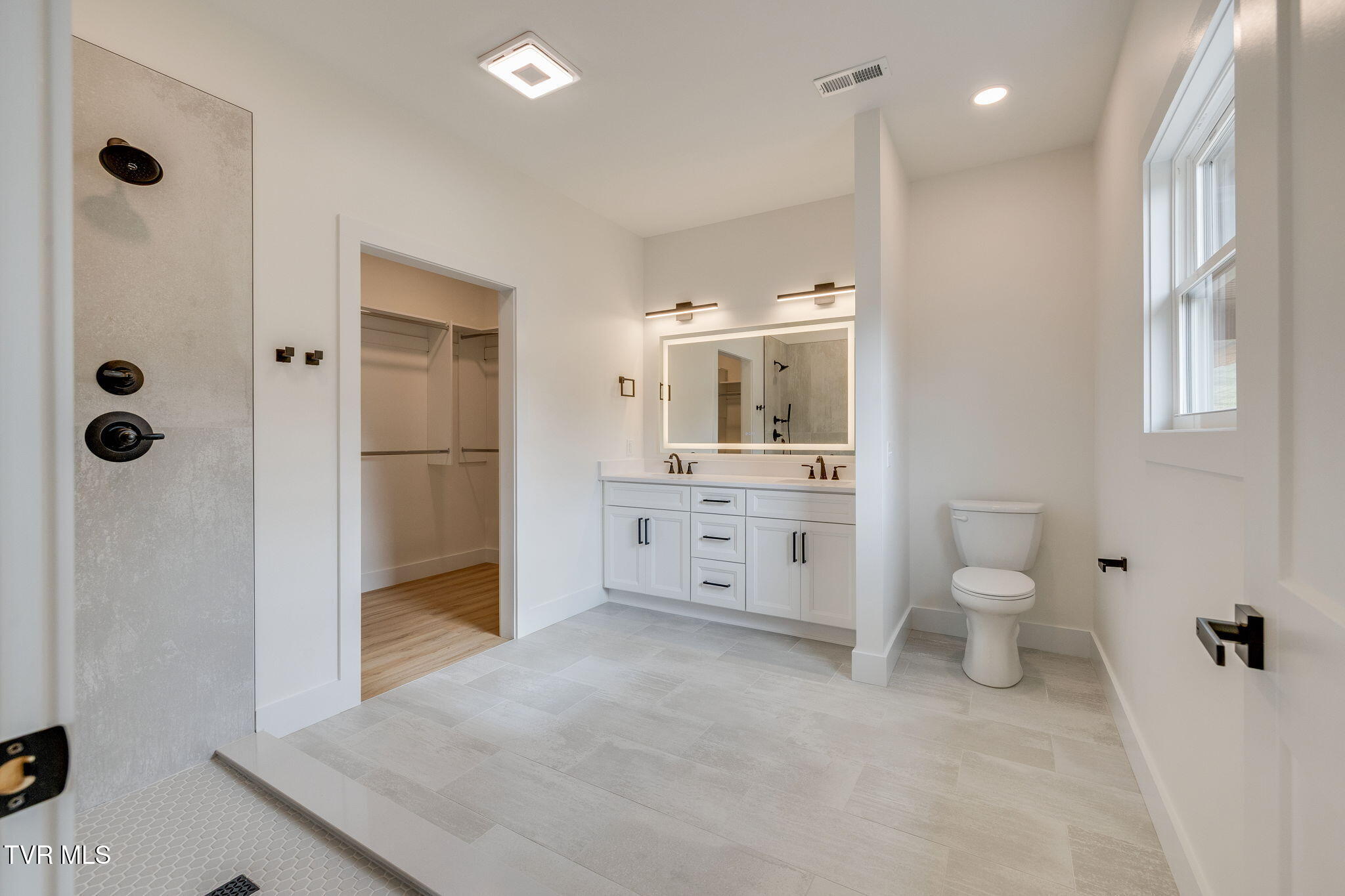 474 Middays Rest Jonesborough, TN 37659 - Photo 19 of 33 018