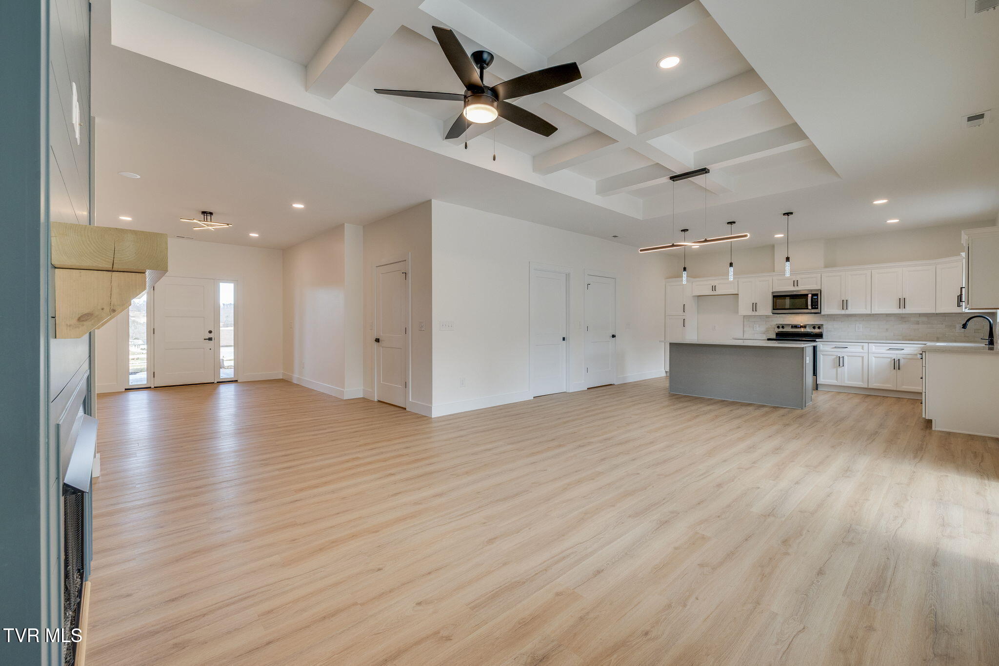 474 Middays Rest Jonesborough, TN 37659 - Photo 9 of 33 008