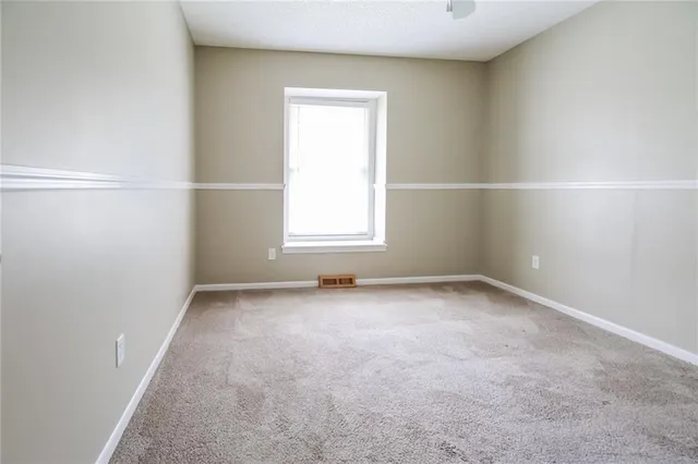 $2,240 | 12212 East 58 Terrace, Kansas City, MO 64133