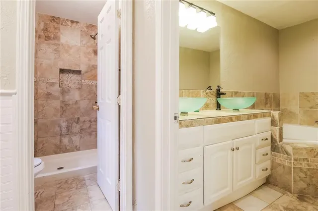 $2,240 | 12212 East 58 Terrace, Kansas City, MO 64133