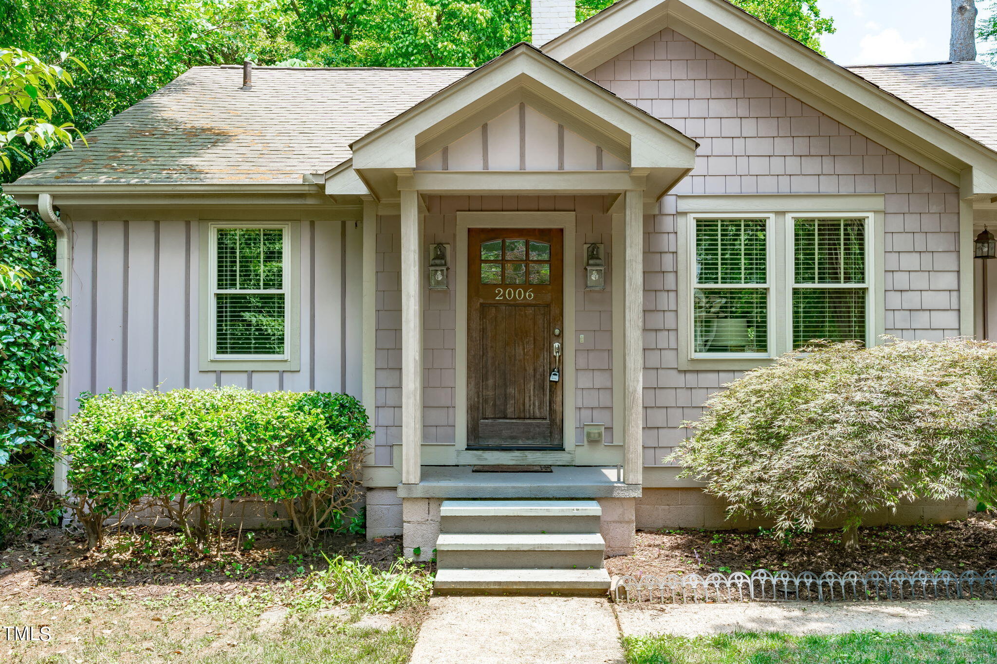 2006 McCarthy Street Raleigh, NC 27608 - Photo 3 of 40 B-13