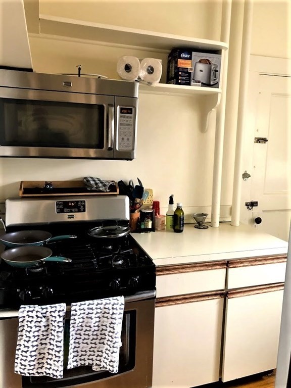 32 Shepard Street, Unit 32 Cambridge, MA 02138 - Photo 4 of 9