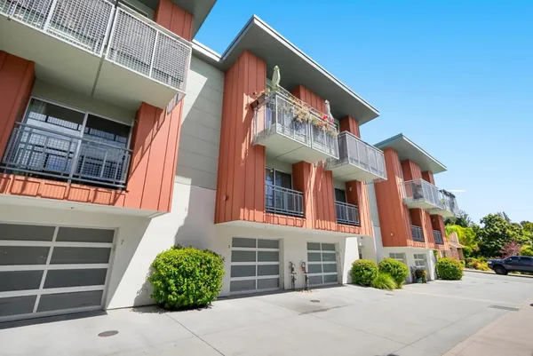 $1,050,000 | 101 Jewell Street, Unit 8, Santa Cruz, CA 95060