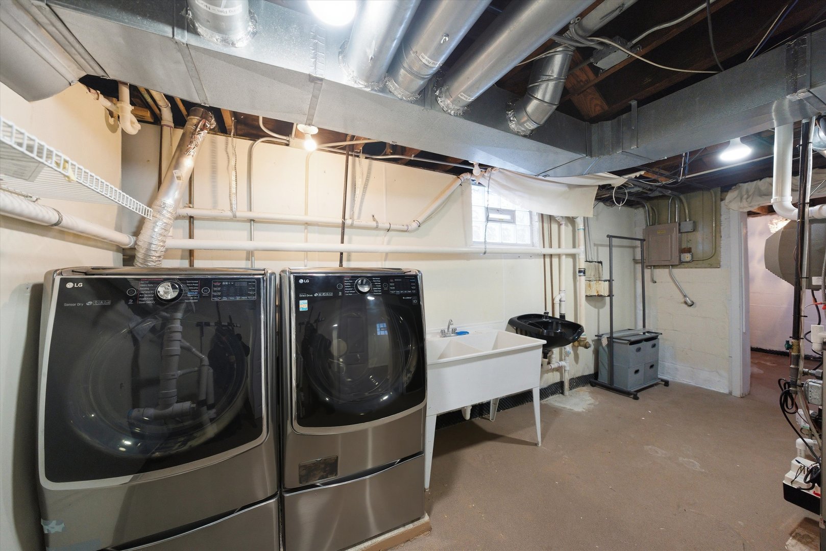 314 Elm Street Lombard, IL 60148 - Photo 31 of 43 a utility room with dryer and washer