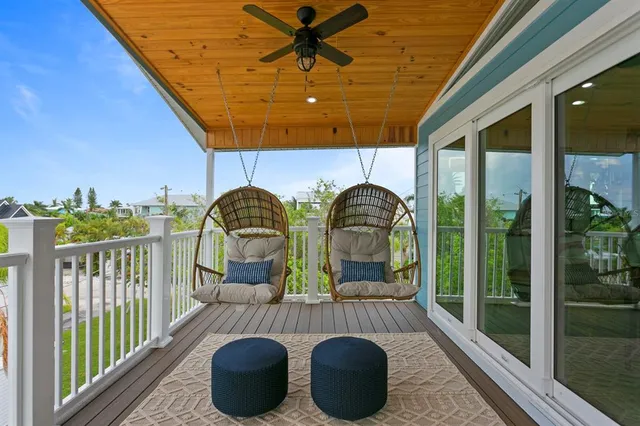 $2,999,000 | 2203 Avenue B, Bradenton Beach, FL 34217