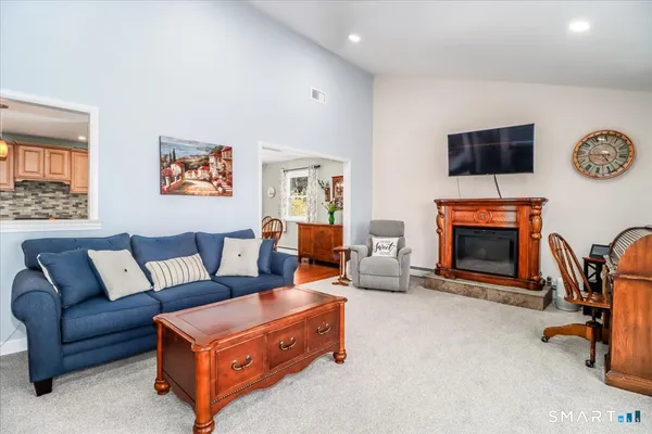 $689,000 | 156 Stadley Rough Road, Danbury, CT 06811