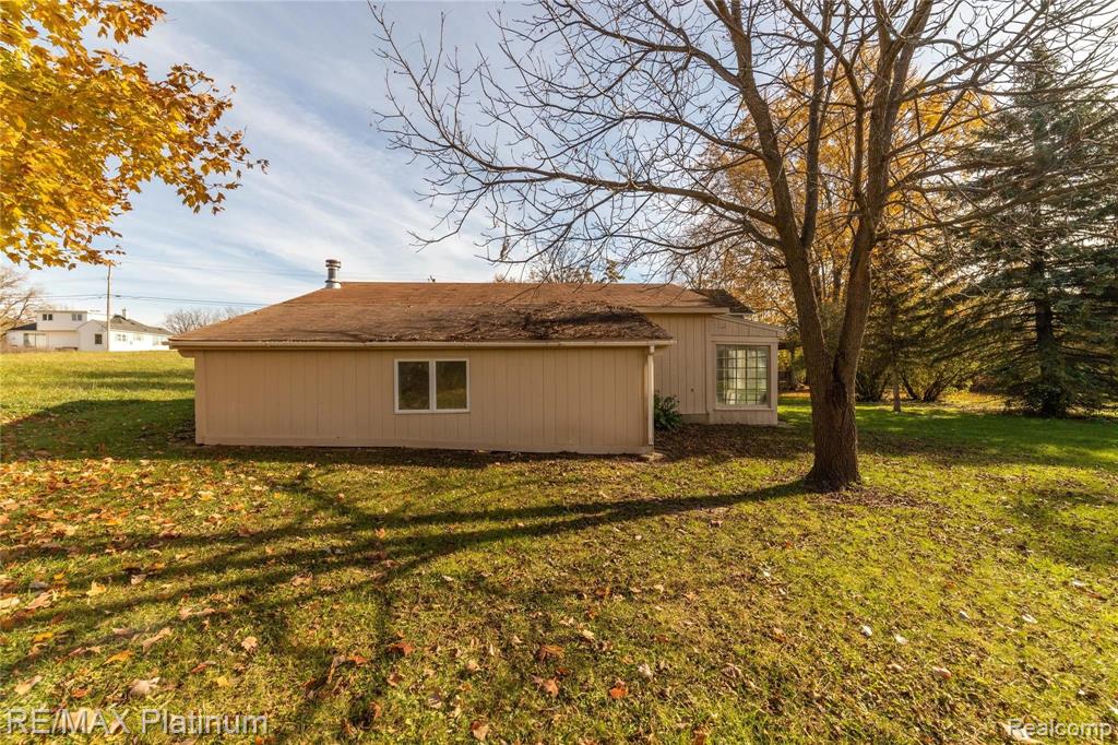 18819 Ridge Road Northville, MI 48167 - Photo 62 of 83