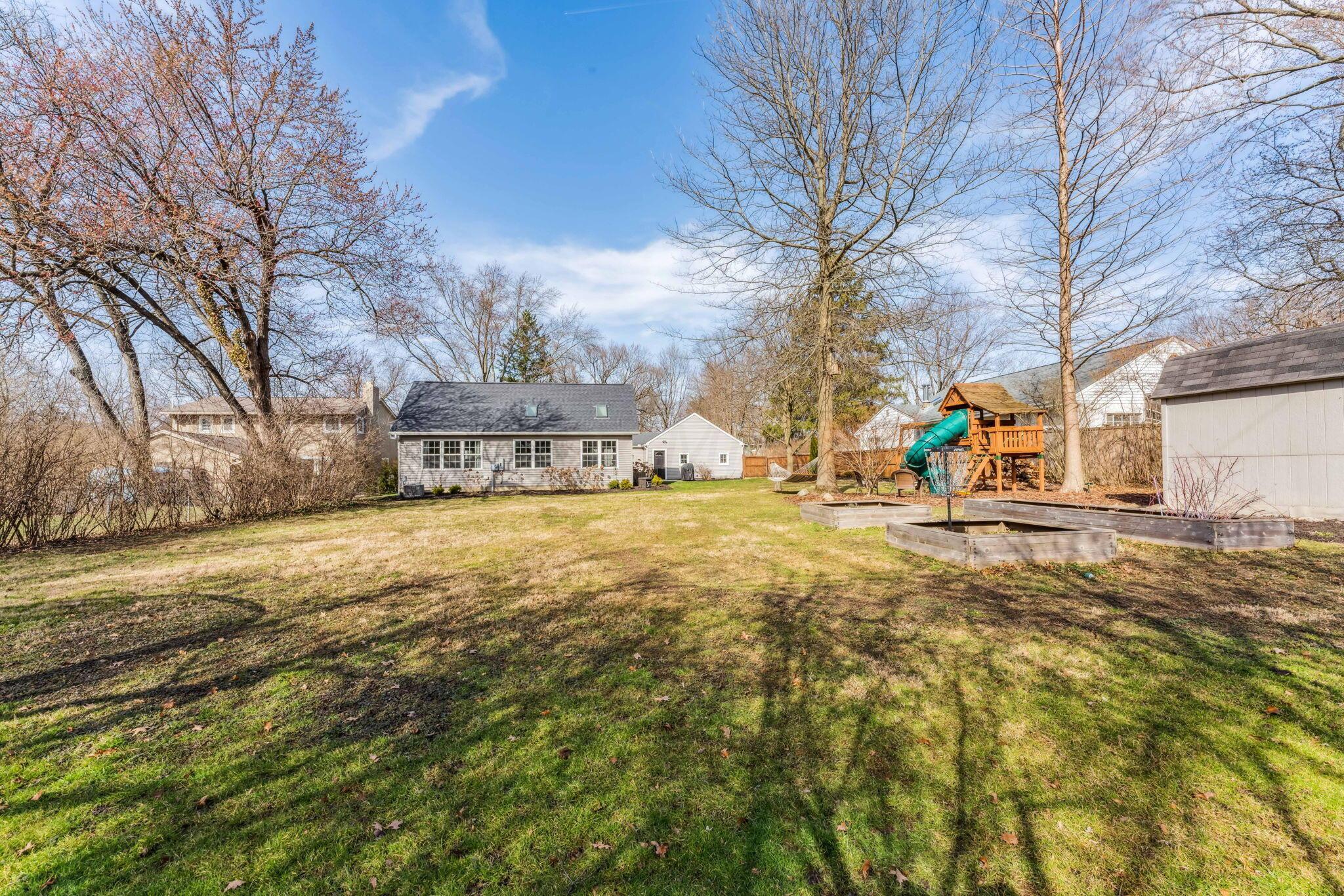 2465 Middlesex Road Upper Arlington, OH 43220 - Photo 104 of 109 Backyard
