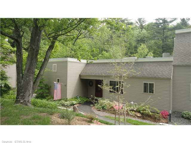 46 Library Lane, Unit 46 Simsbury, CT 06070 - Photo 1 of 1 Exterior Front.