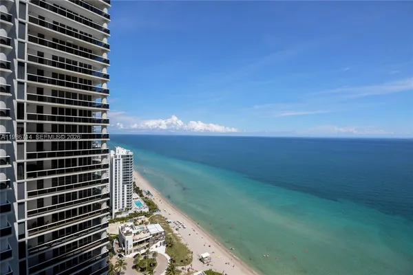 $7,000 | 1830 South Ocean Drive, Unit 3508, Hallandale Beach, FL 33009