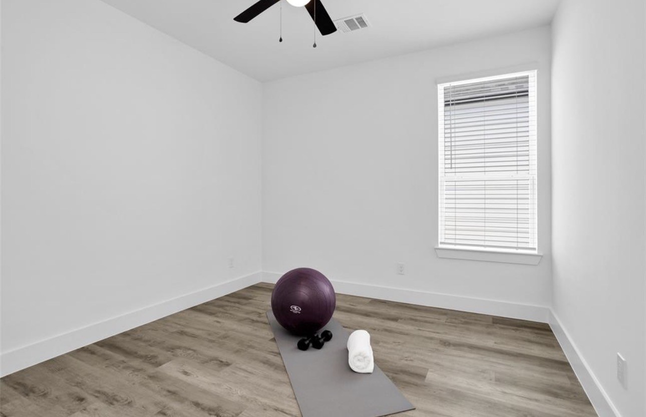 4728 Cruse Road Houston, TX 77016 - Photo 16 of 19 Gallery Image 16