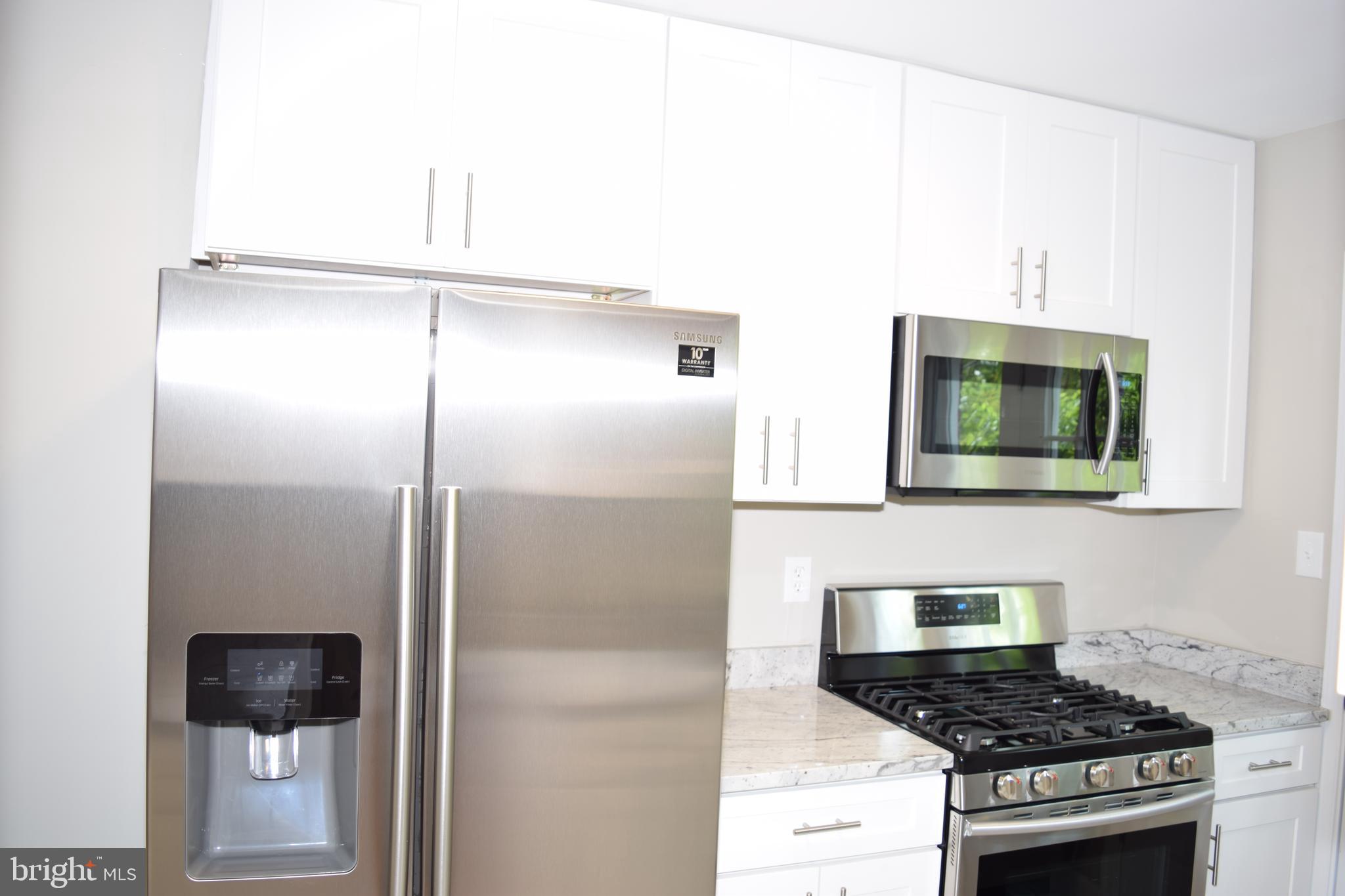 1940 Edgewood Road Parkville, MD 21286 - Photo 4 of 44