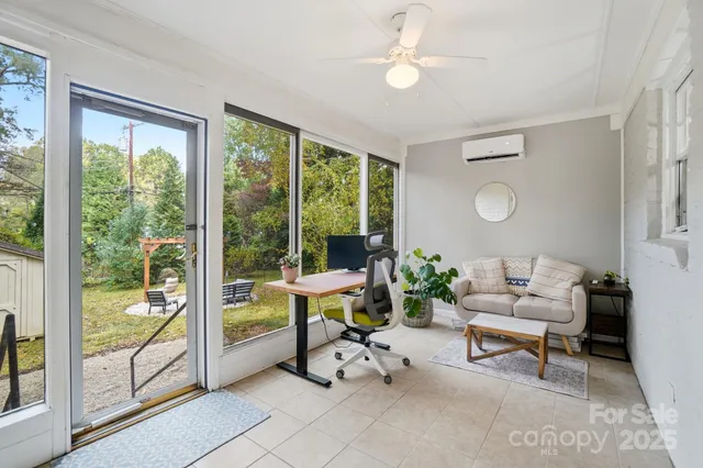 $500,000 | 3027 Telford Place, Charlotte, NC 28205