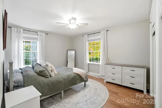 $500,000 | 3027 Telford Place, Charlotte, NC 28205