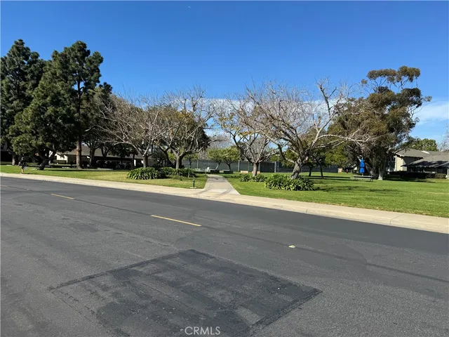 $3,000 | 8788 Coral Springs Court, Huntington Beach, CA 92646