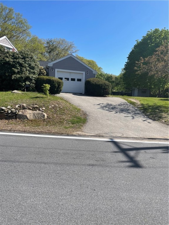 35 North Main Street North Smithfield, RI 02896 - Photo 3 of 44