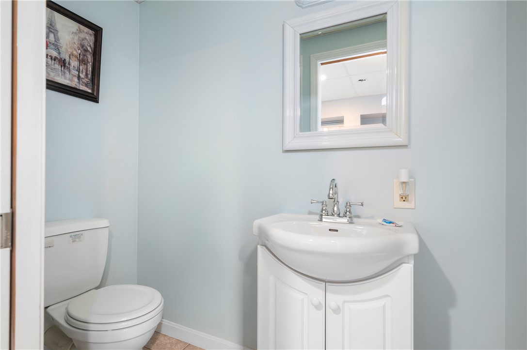 11 Secluded Court Cumberland, RI 02864 - Photo 16 of 27