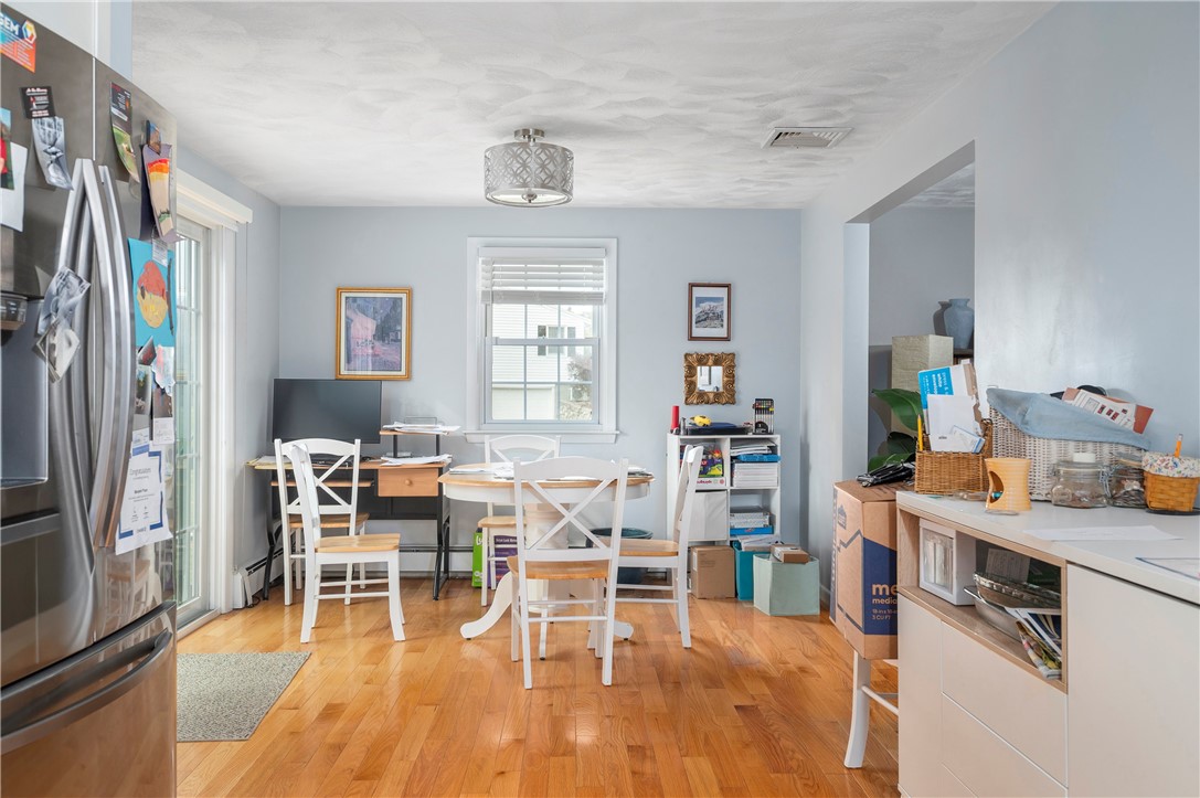 11 Secluded Court Cumberland, RI 02864 - Photo 6 of 27