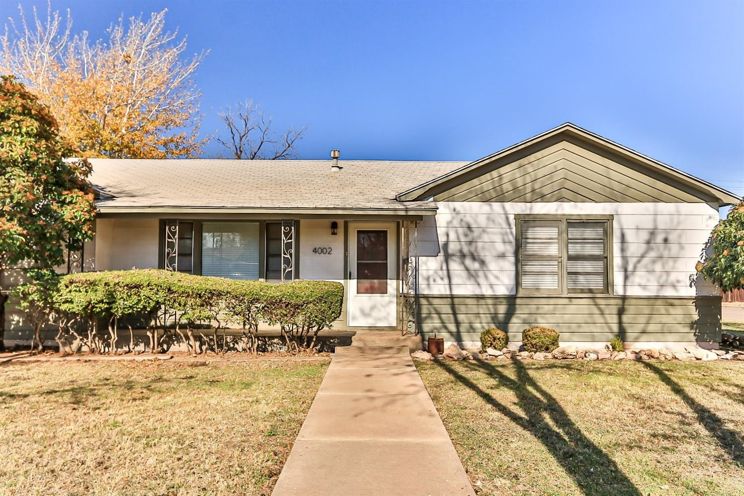 4002 33rd Street Lubbock, TX 79410 - Photo 2 of 40 Photo 2