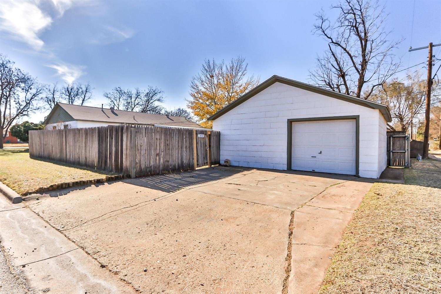 4002 33rd Street Lubbock, TX 79410 - Photo 37 of 40 Photo 37