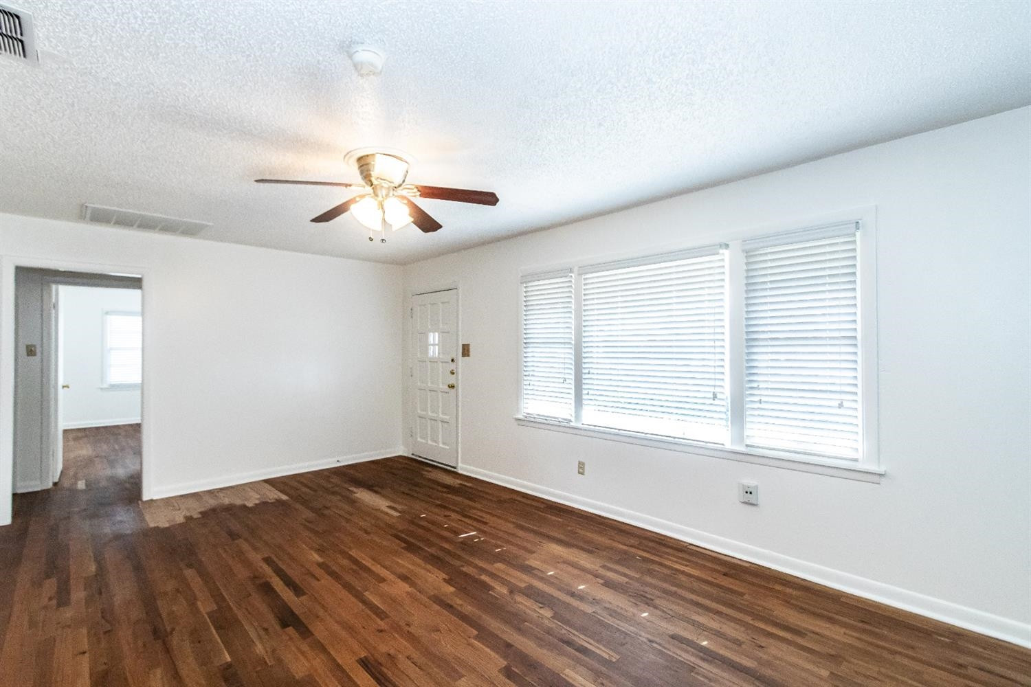 4002 33rd Street Lubbock, TX 79410 - Photo 9 of 40 Photo 9