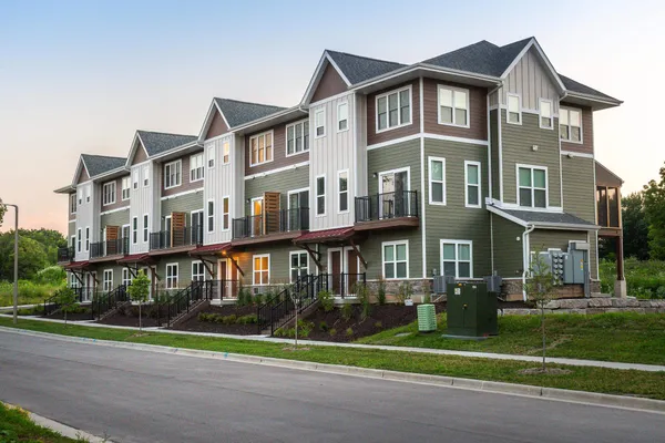 $389,900 | 2674 Notre Dame Drive, Unit 702, Fitchburg, WI 53711