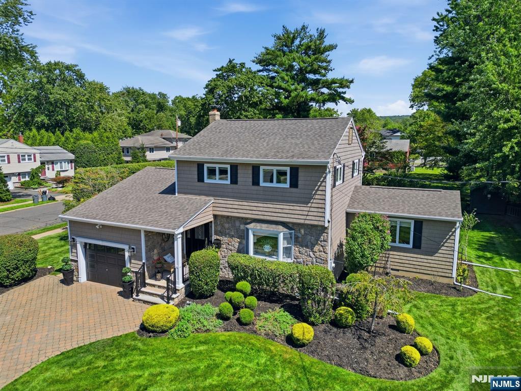 7 Asmus Road Closter, NJ 07624 - Photo 2 of 29 Gallery Image 2