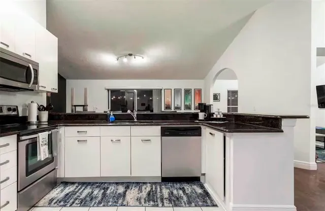 $2,500 | 5632 Mandarin Court, Davenport, FL 33896