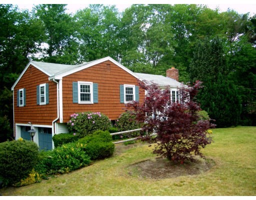 170 Old Farm Road Hanover, MA 02339 - Photo 1 of 9 Gallery Image 1
