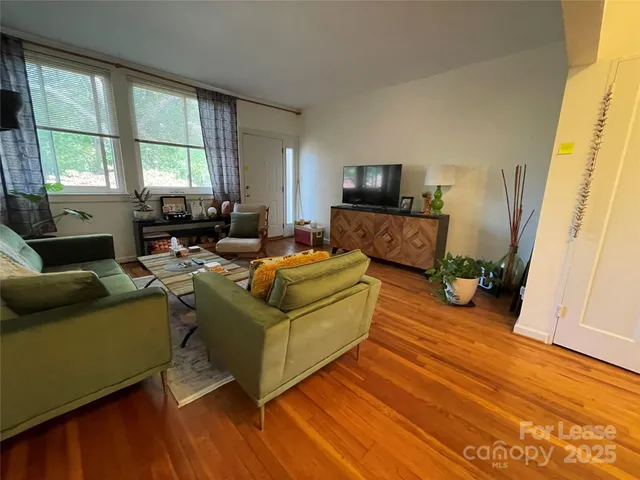 $1,195 | 2513 Vail Avenue, Unit 4, Charlotte, NC 28207