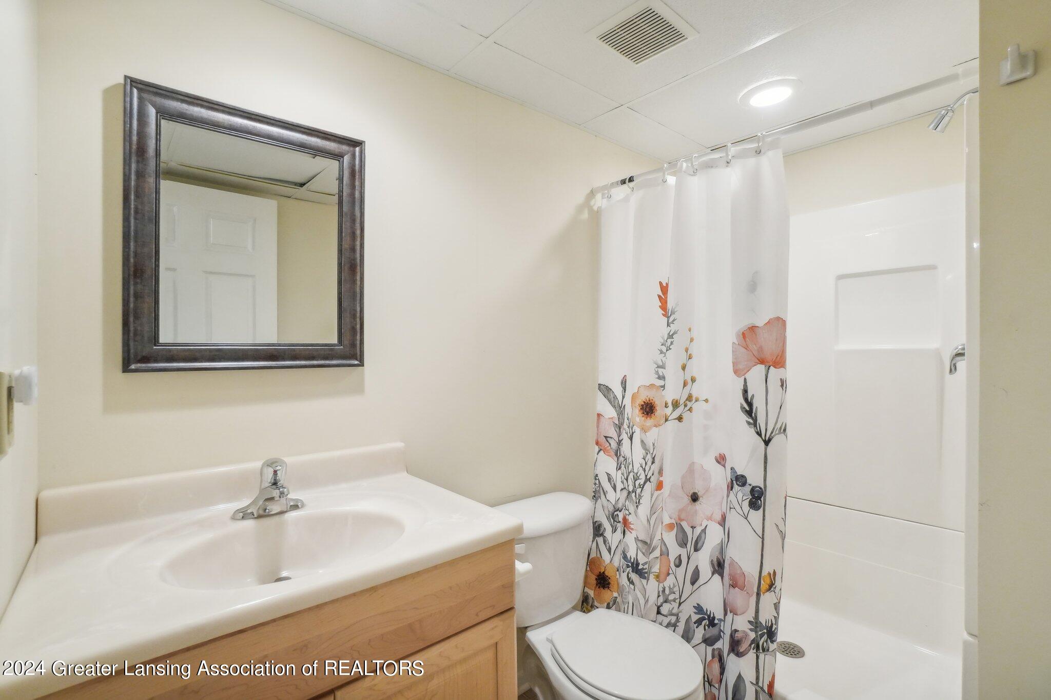 178 Damon Road Haslett, MI 48840 - Photo 51 of 58 Damon Rd-049