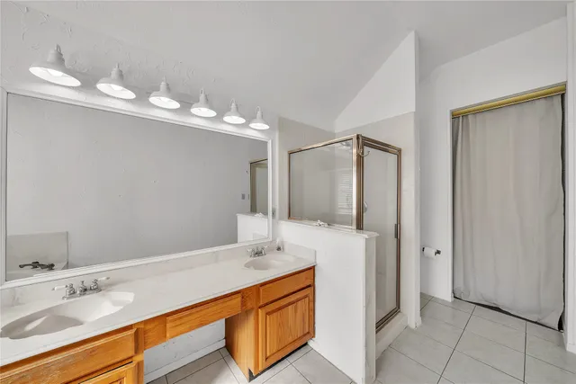 $2,000 | 16531 Tranquil Drive, Sugar Land, TX 77498