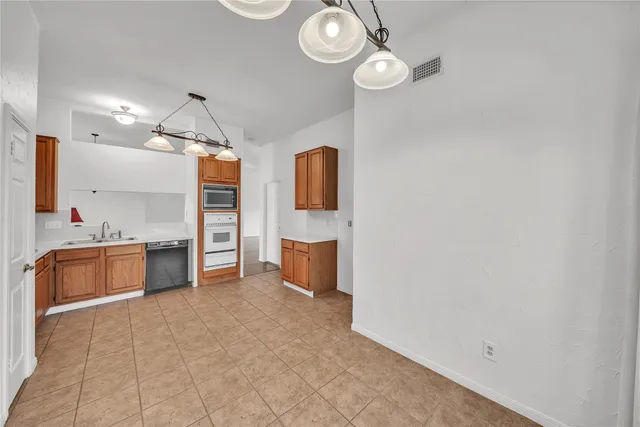 $2,000 | 16531 Tranquil Drive, Sugar Land, TX 77498